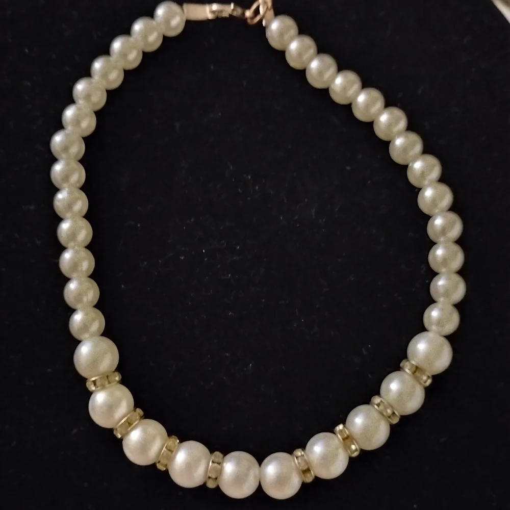 Elegant Faux Pearl Necklace with Silver Accents and Rhinestones Length 6' Girls'
